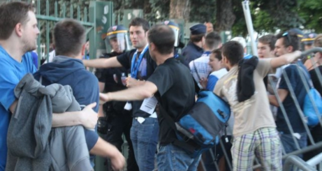 OL : les supporters de Zürich provoquent quelques débordements OL : les supporters de Zürich provoquent quelques débordements