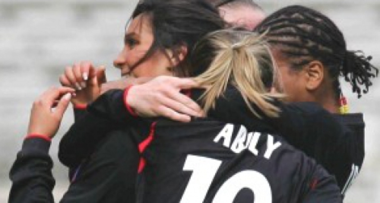 L’OL Féminin s’impose face à Arras (3-2) L’OL Féminin s’impose face à Arras (3-2)