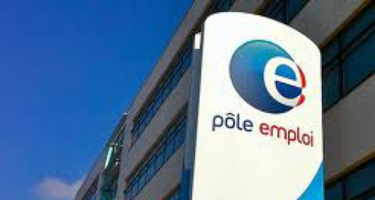 Suicide sur la ligne TGV Lyon-Paris : la victime était l’ancien directeur du Rhône de Pôle emploi Suicide sur la ligne TGV Lyon-Paris : la victime était l’ancien directeur du Rhône de Pôle emploi