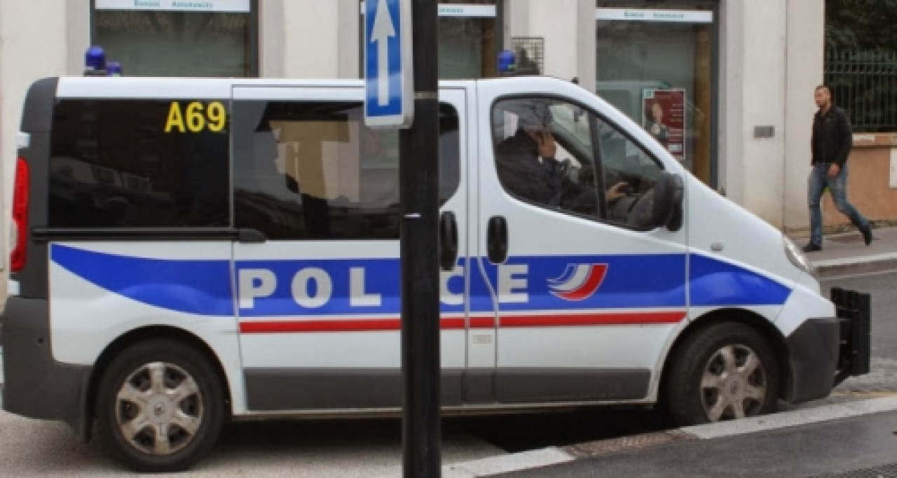 Des voitures incendi&eacute;es dans l'agglom&eacute;ration lyonnaise