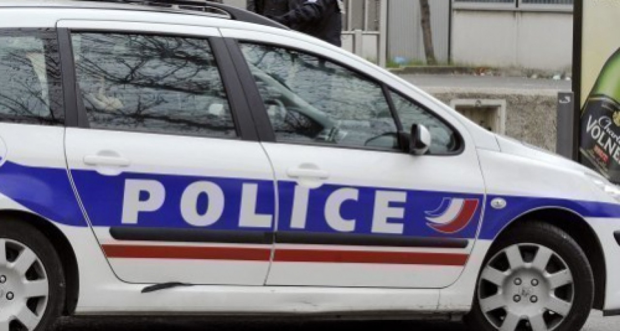 Lyon : il prétend chercher son chemin pour voler un téléphone portable Lyon : il prétend chercher son chemin pour voler un téléphone portable