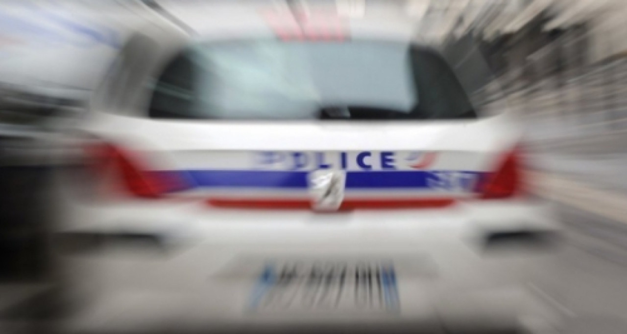 Des menaces de mort et des insultes racistes proférés contre des policiers Des menaces de mort et des insultes racistes proférés contre des policiers