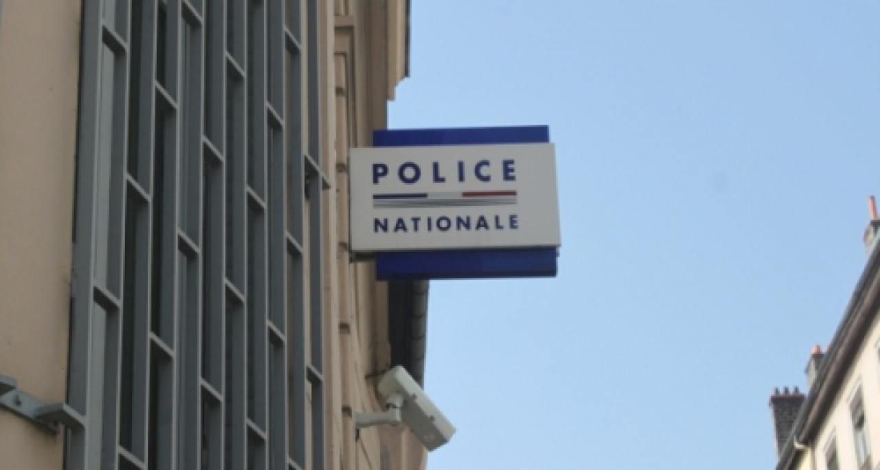 Lyon 8e : un SDF trouvé mort dans la rue Lyon 8e : un SDF trouvé mort dans la rue