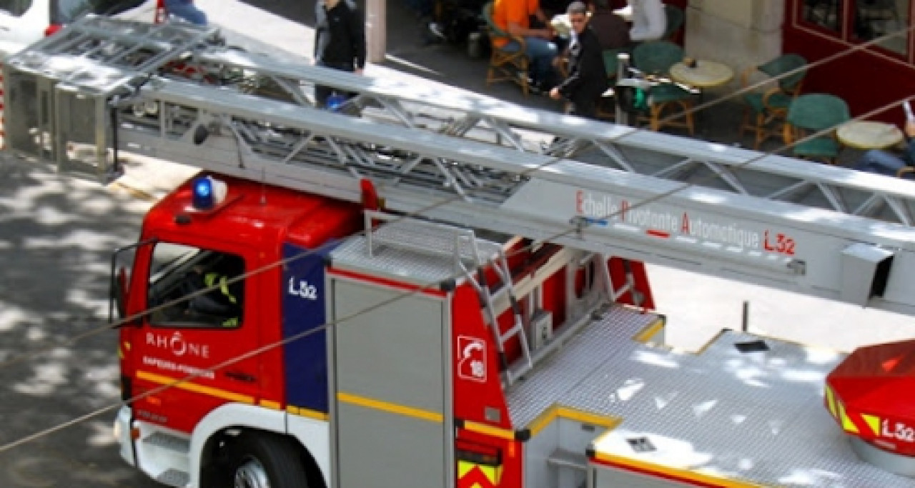 Incendie au lycée Saint-Just : la cantine menacée pour la rentrée Incendie au lycée Saint-Just : la cantine menacée pour la rentrée