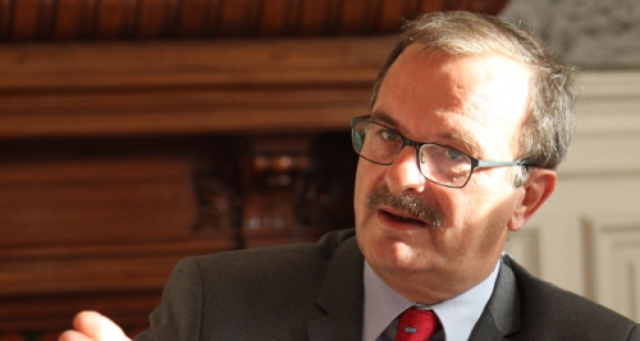 De la prison avec sursis pour avoir menacé de mort le préfet du Rhône sur Internet De la prison avec sursis pour avoir menacé de mort le préfet du Rhône sur Internet