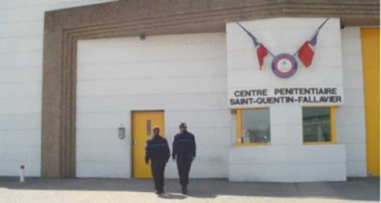 Saint-Quentin-Fallavier : ils tentent de faire passer de la drogue au parloir de la prison Saint-Quentin-Fallavier : ils tentent de faire passer de la drogue au parloir de la prison