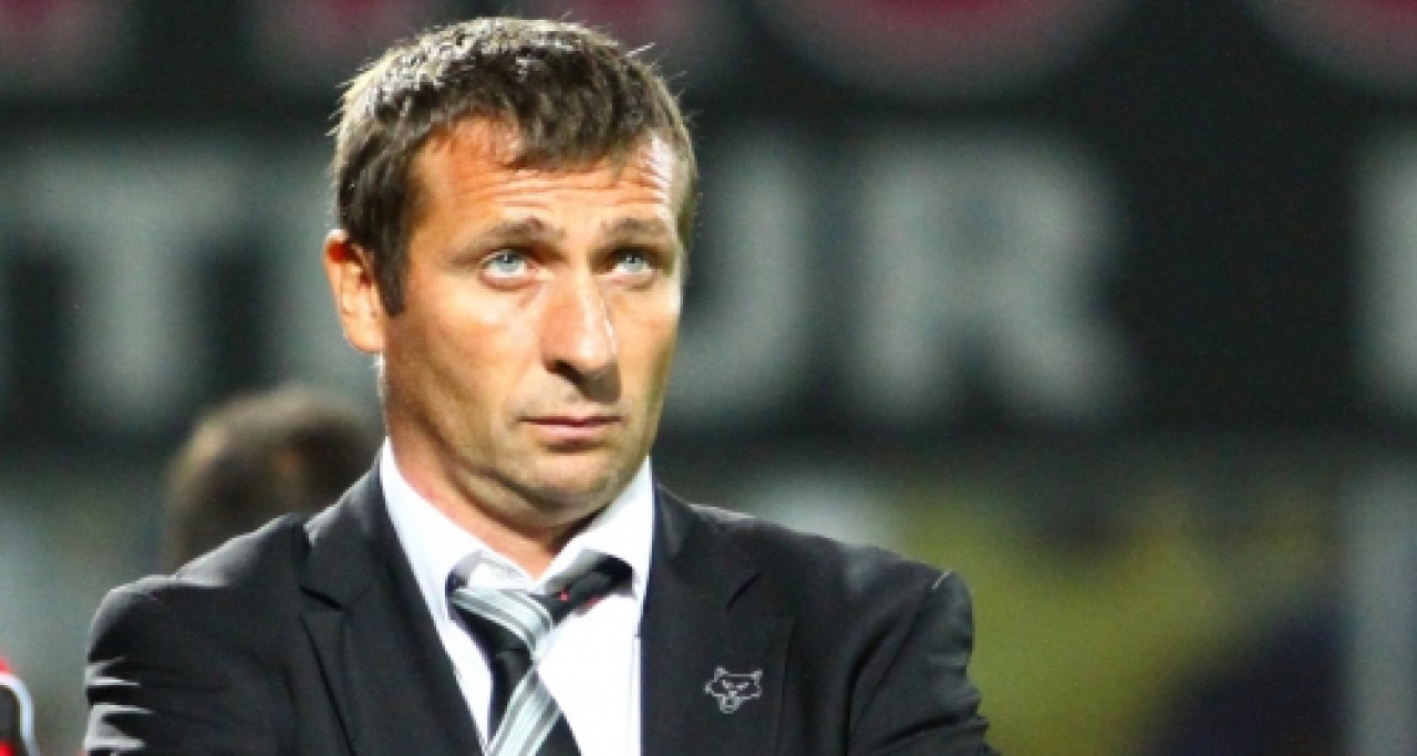 Raphaël Saint-André reste au LOU rugby Raphaël Saint-André reste au LOU rugby