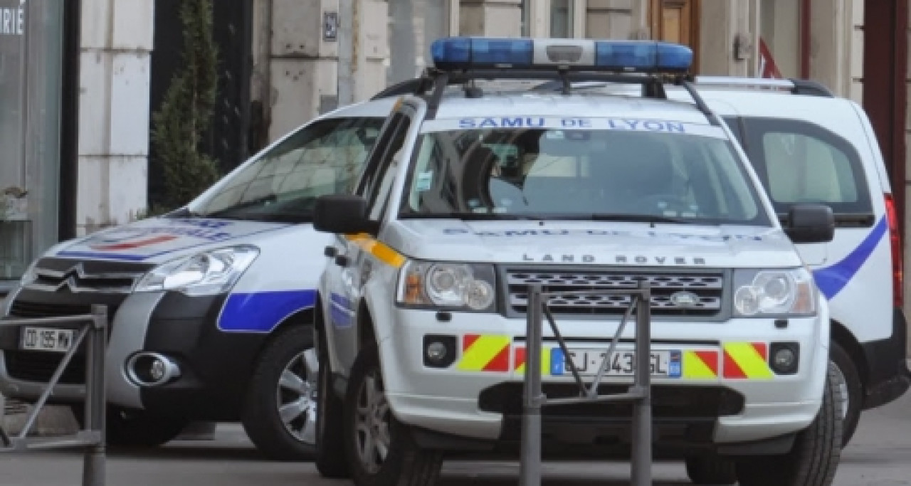 Vénissieux : un enfant de 8 ans percuté par une voiture Vénissieux : un enfant de 8 ans percuté par une voiture