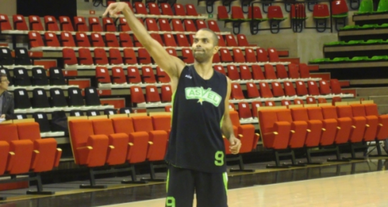 Euro de basket : Tony Parker et les Bleus créent l’exploit en battant l’Espagne (75-72) Euro de basket : Tony Parker et les Bleus créent l’exploit en battant l’Espagne (75-72)