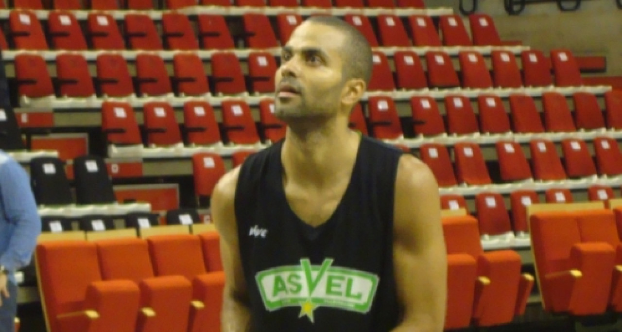 Euro de basket : Tony Parker présente ses excuses pour avoir parlé de "tapettes" Euro de basket : Tony Parker présente ses excuses pour avoir parlé de "tapettes"