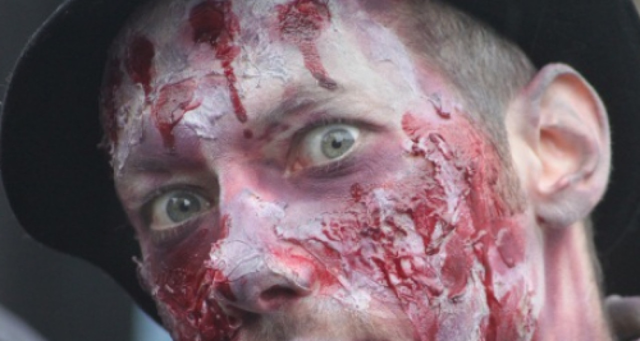 Les zombies dans les rues de Lyon samedi Les zombies dans les rues de Lyon samedi