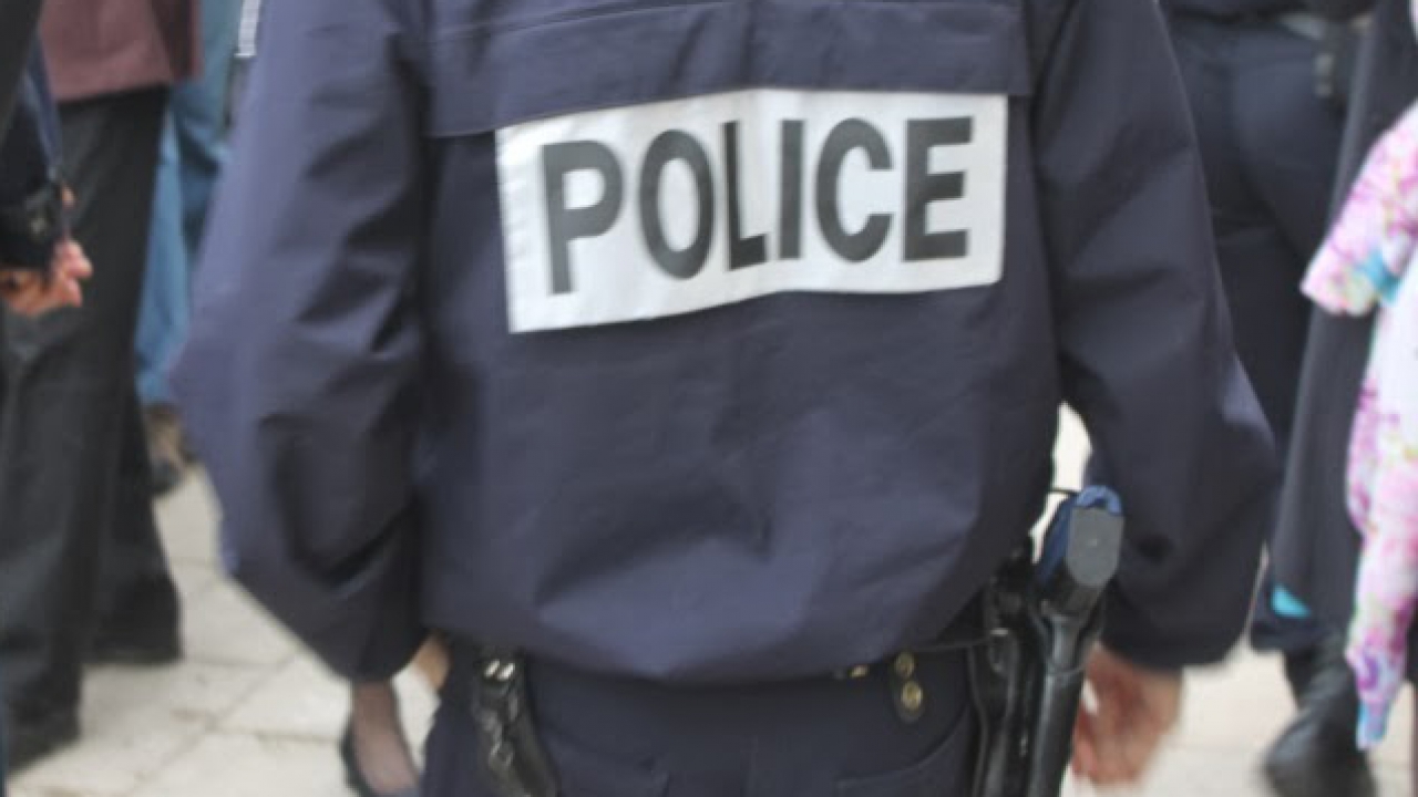 Lyon 5e : trois hommes interpellés alors qu’ils consommaient de l’héroïne à bord de leur voiture Lyon 5e : trois hommes interpellés alors qu’ils consommaient de l’héroïne à bord de leur voiture