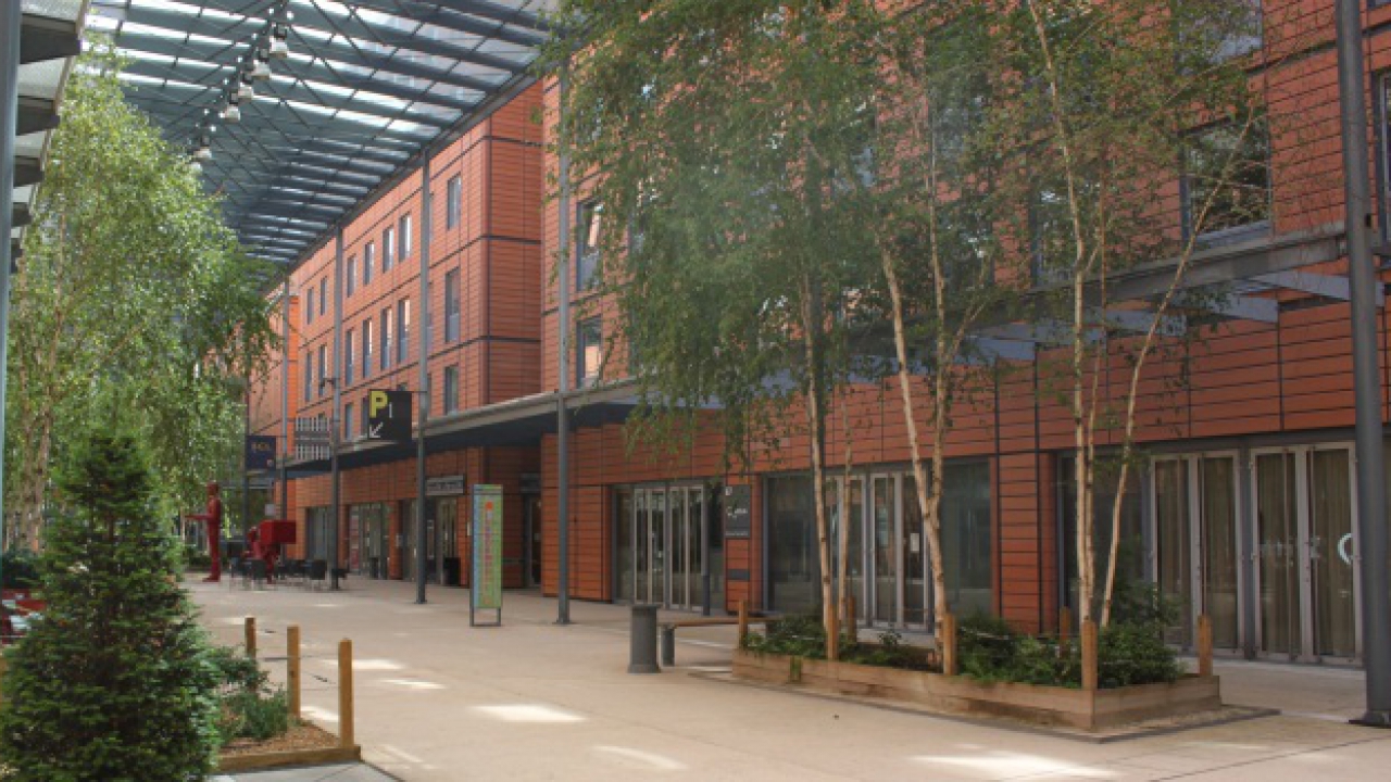 Lyon : l'hôtel Hilton de la Cité Internationale deviendra un Marriott en 2015 Lyon : l'hôtel Hilton de la Cité Internationale deviendra un Marriott en 2015