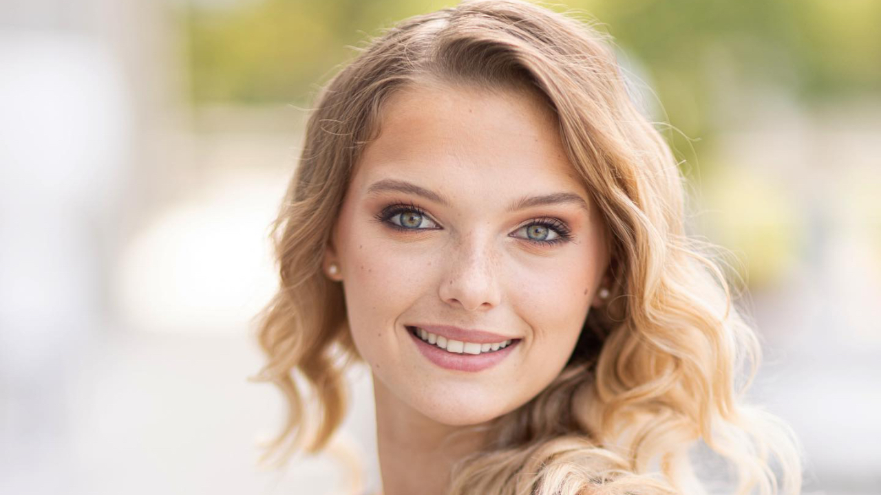 Alizée Bidaut décroche la couronne de Miss Rhône-Alpes 2023 ! Alizée Bidaut décroche la couronne de Miss Rhône-Alpes 2023 !