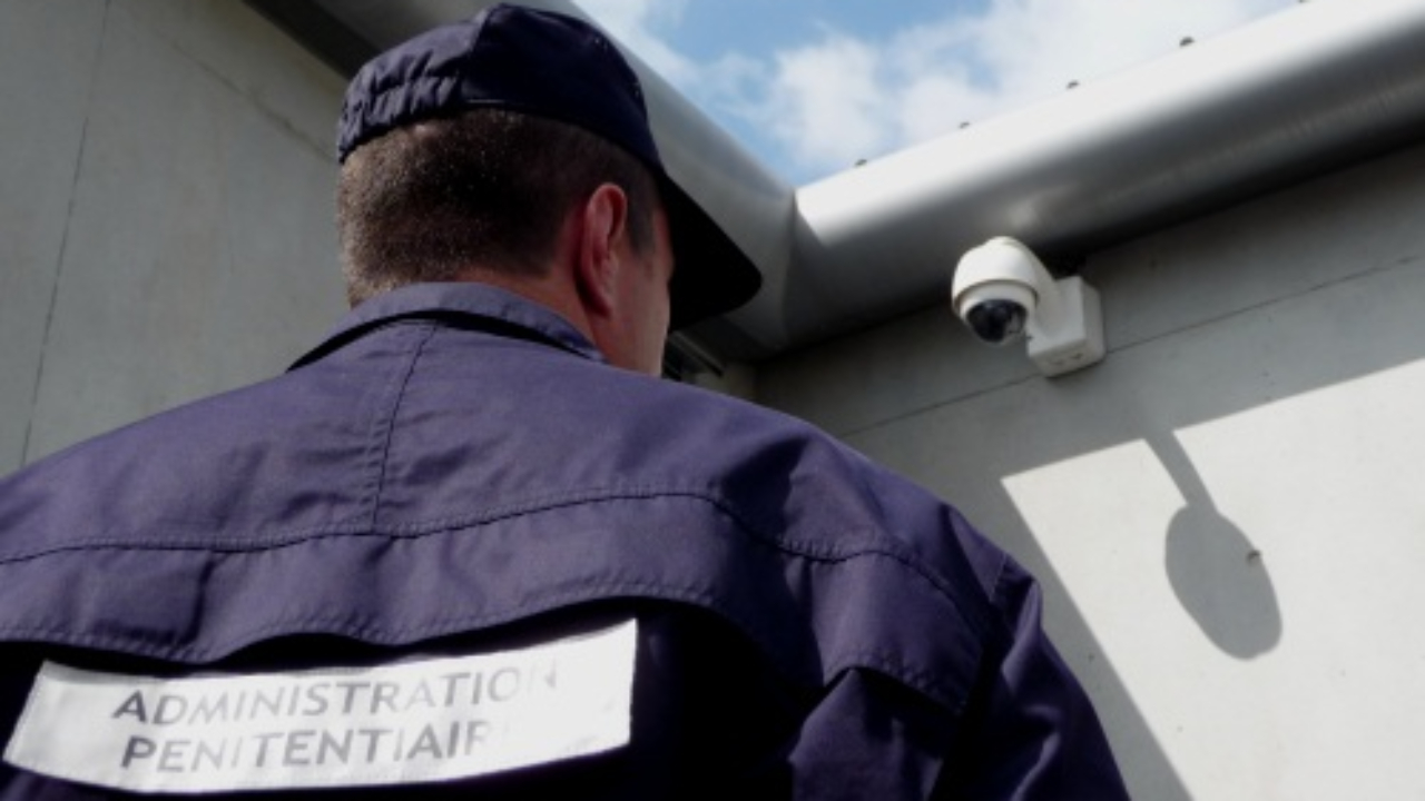 Attaque au couteau à Annecy : le suspect transféré au Vinatier à Bron Attaque au couteau à Annecy : le suspect transféré au Vinatier à Bron