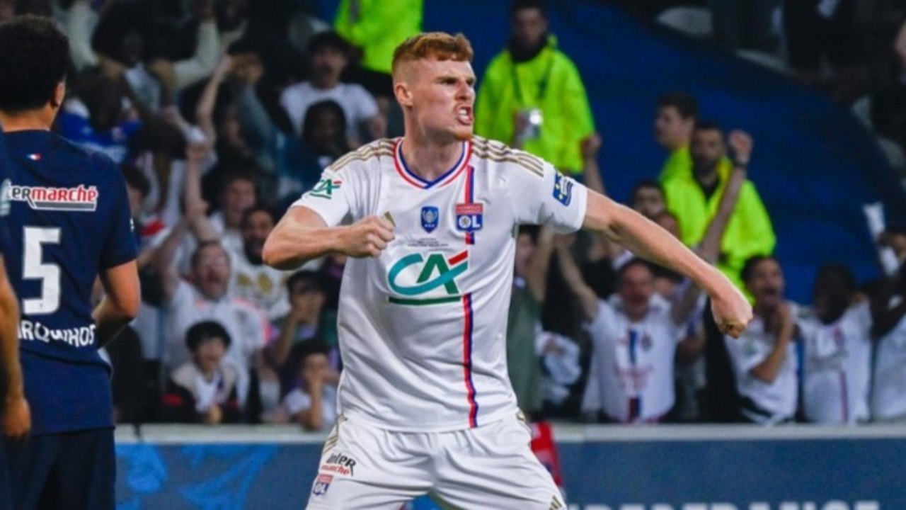 Coupe de France : Lyon perd la finale contre le PSG (1-2) Coupe de France : Lyon perd la finale contre le PSG (1-2)