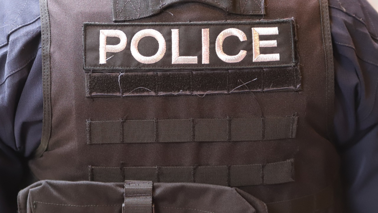 Déplacement présidentiel à Lyon : la mairie du 3ème dégradée Déplacement présidentiel à Lyon : la mairie du 3ème dégradée