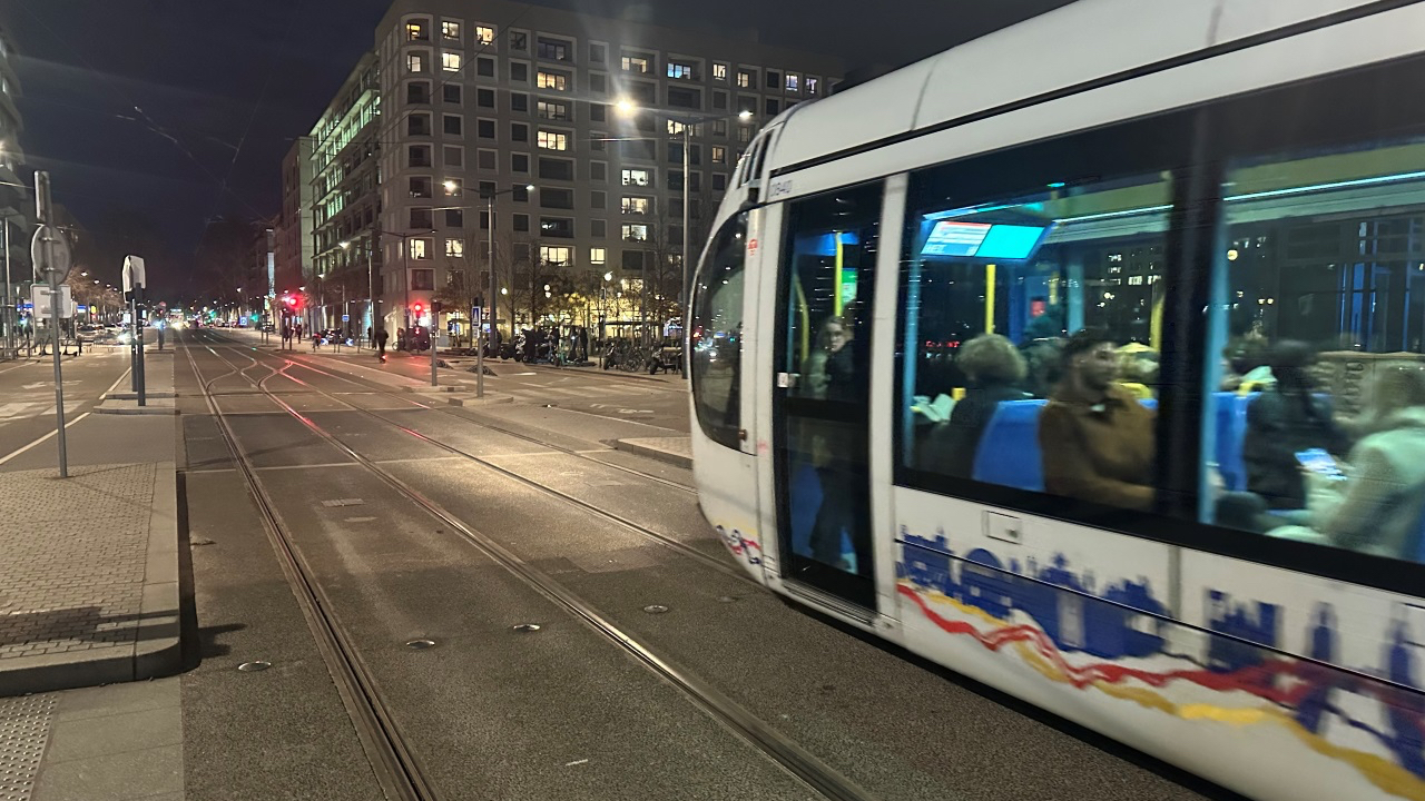 Equita Lyon : des tramways jusqu&rsquo;&agrave; 1 h 30 et un bus suppl&eacute;mentaire pour rejoindre Eurexpo