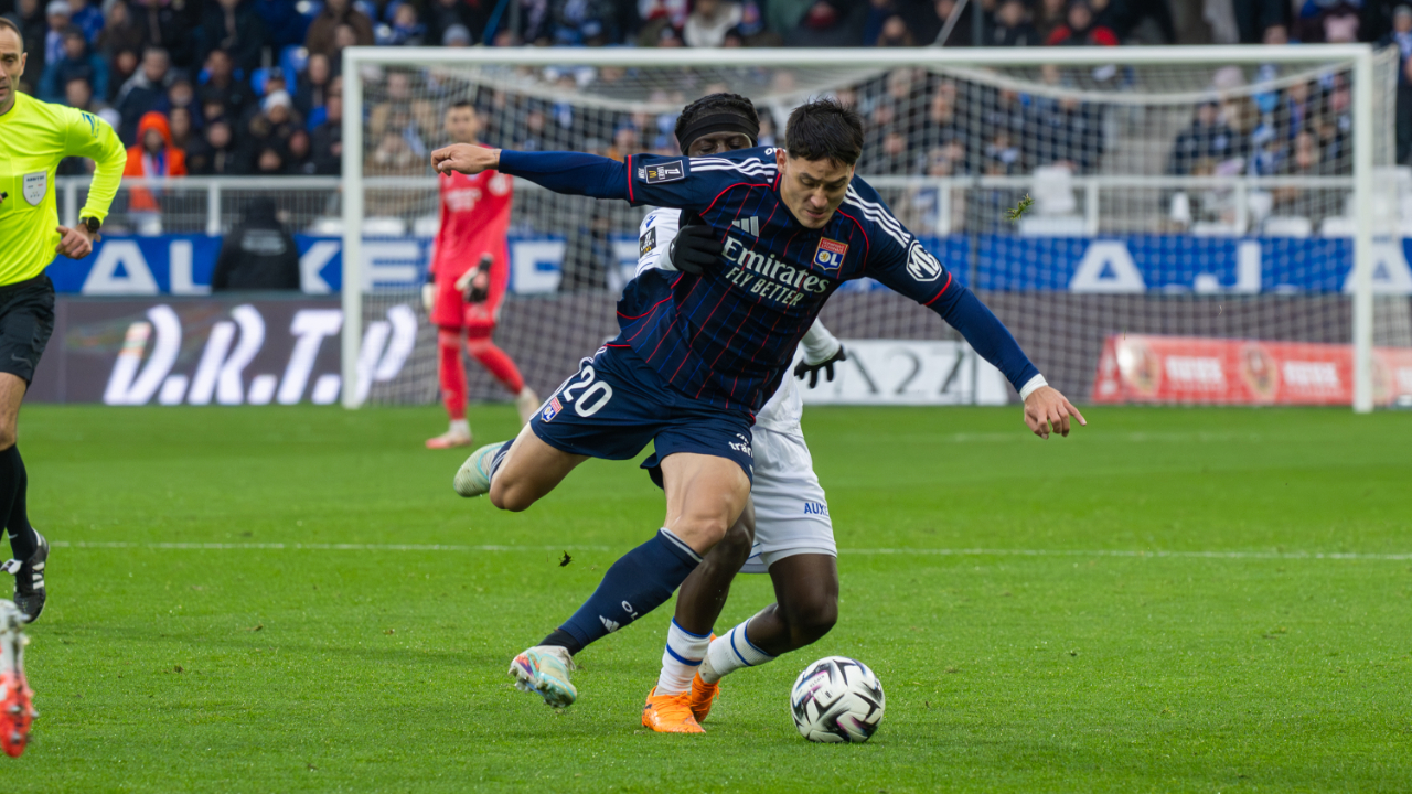 L’OL tenu en échec à Auxerre, dernier du classement (0-0) L’OL tenu en échec à Auxerre, dernier du classement (0-0)