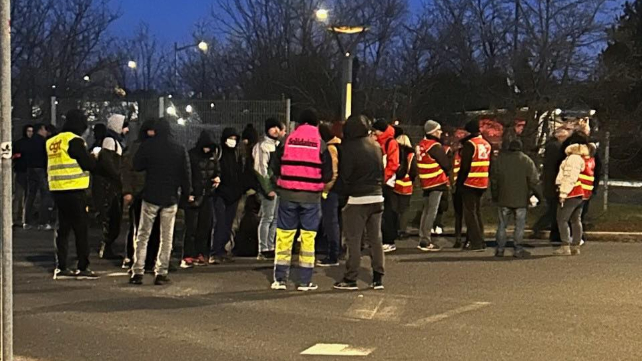 La raffinerie de Feyzin bloquée par les salariés ce mardi matin