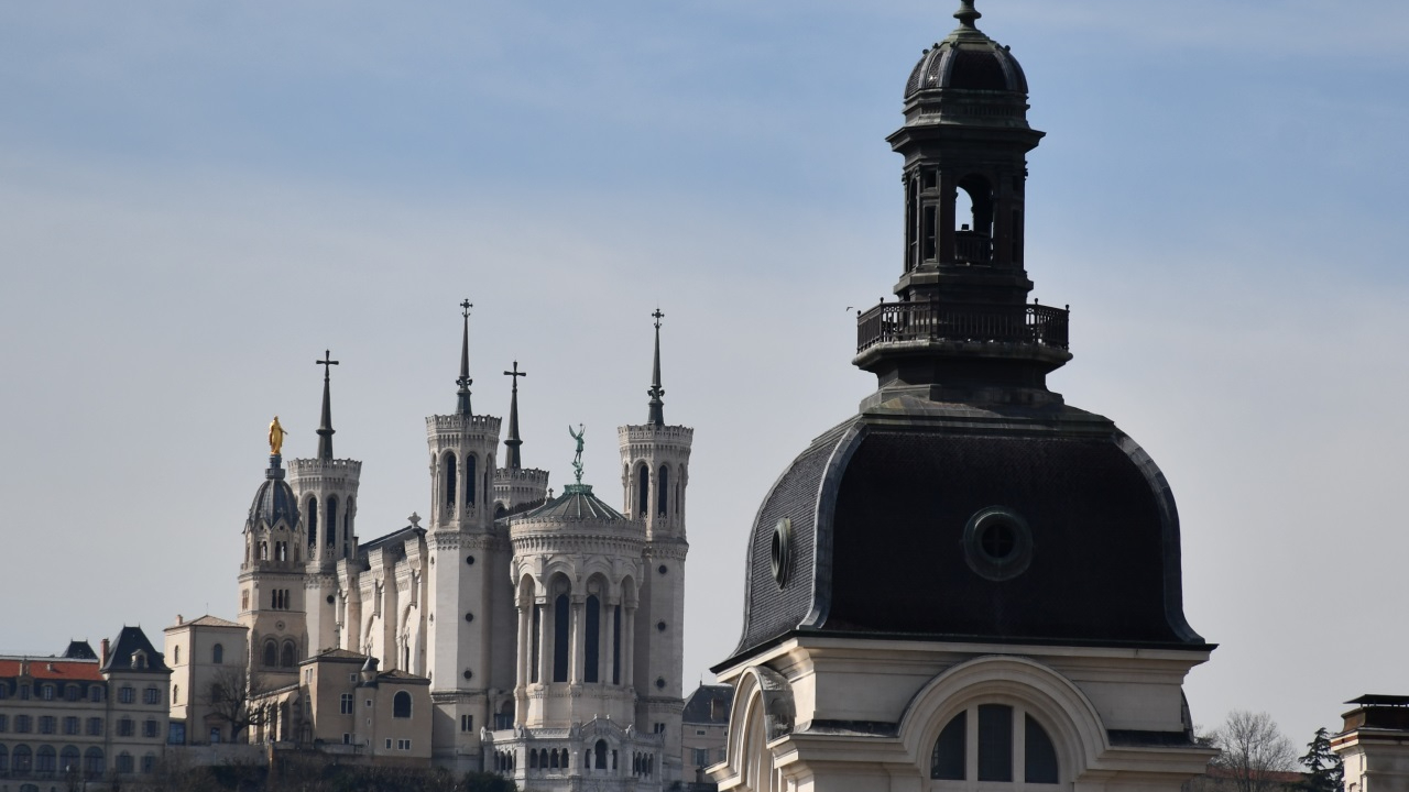 Les toits de Fourvière vont accueillir une soirée rap et électro