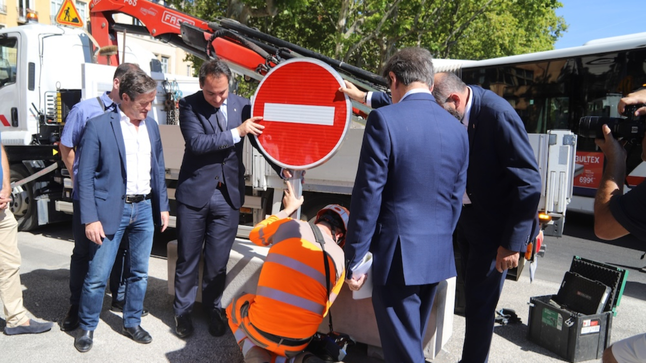 Lyon : la M&eacute;tropole retire les plots du parking Saint-Jean pour fluidifier la Presqu&rsquo;&icirc;le