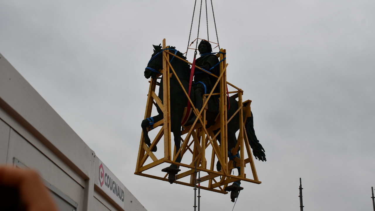 Lyon : la statue de Louis XIV part en rénovation