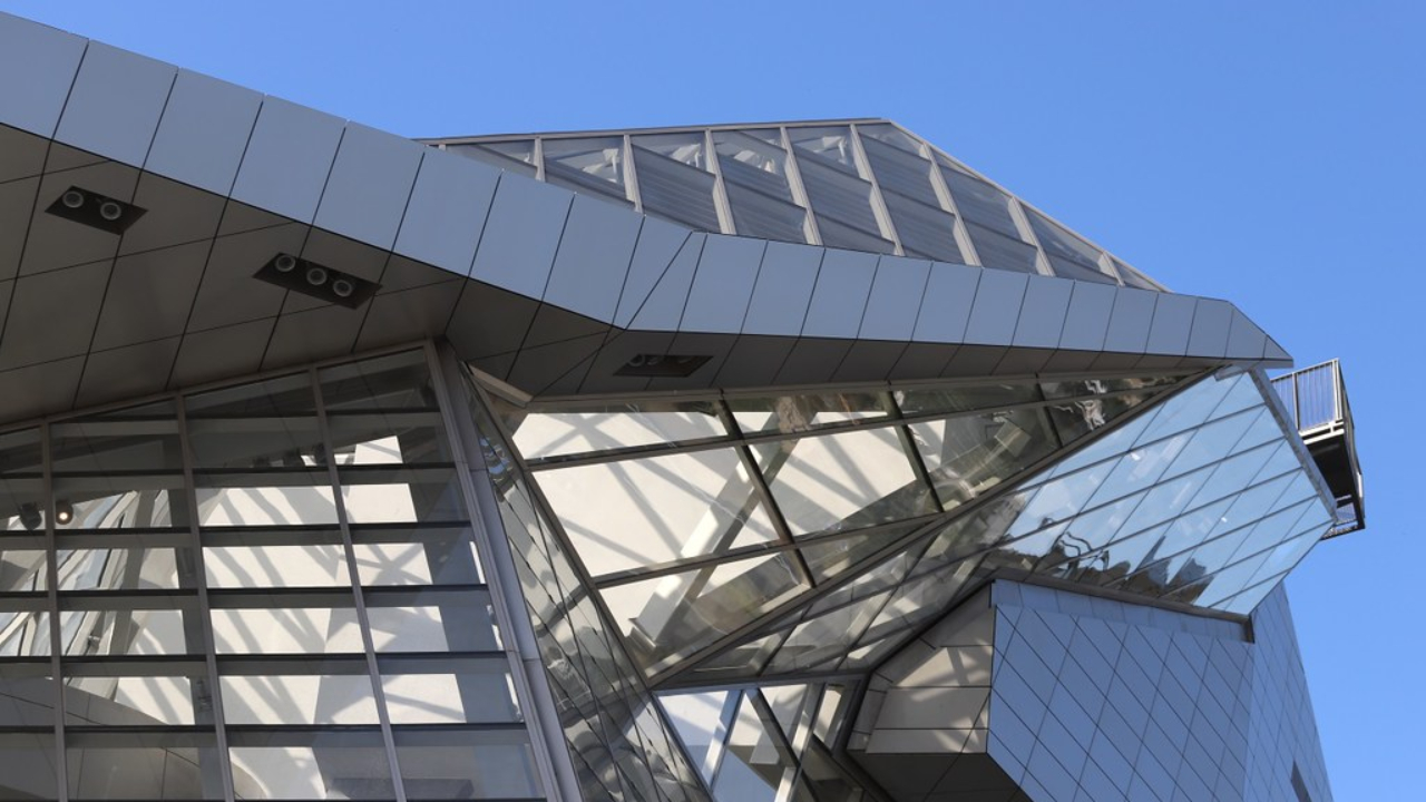 Lyon : une alerte à la bombe entraîne l'évacuation et la fermeture du Musée des Confluences Lyon : une alerte à la bombe entraîne l'évacuation et la fermeture du Musée des Confluences