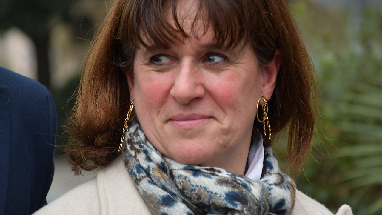 Métropolitaines 2026 : Véronique Sarselli (Grand Coeur lyonnais) en tête au 1er tour selon notre sondage Métropolitaines 2026 : Véronique Sarselli (Grand Coeur lyonnais) en tête au 1er tour selon notre sondage