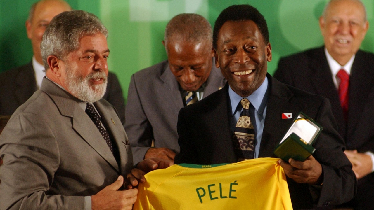 Le footballeur brésilien Pelé va quitter ce mardi l'hôpital de Sao Paulo où il est soigné depuis deux semaines pour un problème rénal