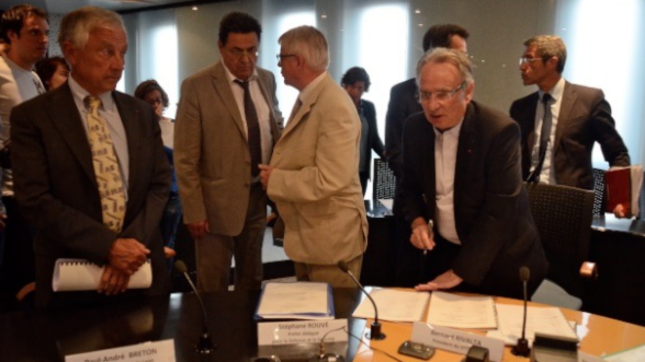 Prévention de la délinquance dans les TCL : une stratégie de sécurité signée lundi Prévention de la délinquance dans les TCL : une stratégie de sécurité signée lundi