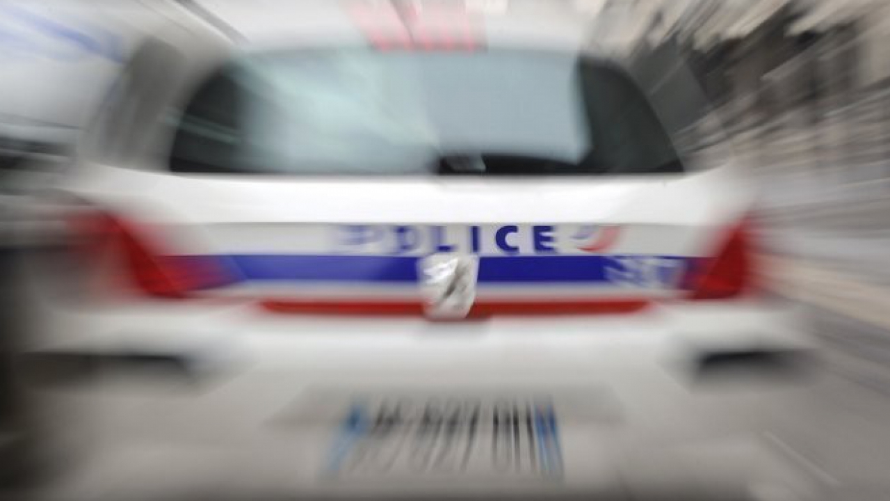 Lyon : en état d’ivresse, il grille plusieurs feux rouges et percute un véhicule de police Lyon : en état d’ivresse, il grille plusieurs feux rouges et percute un véhicule de police