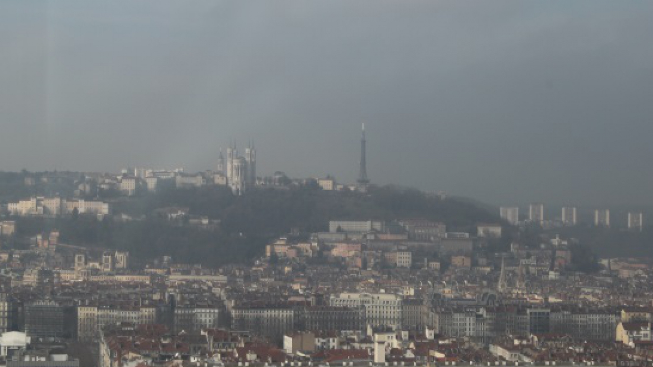 Lyon : l’épisode de pollution aux particules fines continue ! Lyon : l’épisode de pollution aux particules fines continue !