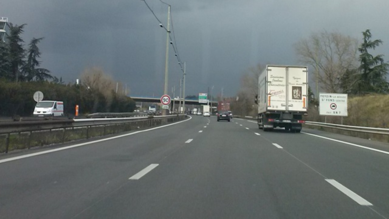 Retour des vacances : Bison Futé voit orange ce vendredi sur les routes d'Auvergne-Rhône-Alpes