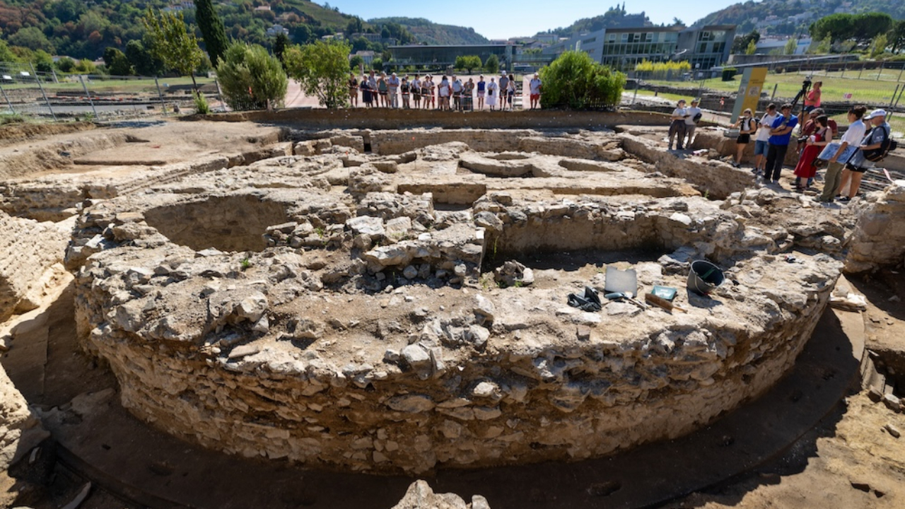 Rh&ocirc;ne : une tombe monumentale vieille de plus de 2 000 ans d&eacute;voile ses secrets &agrave; Saint-Romain-en-Gal