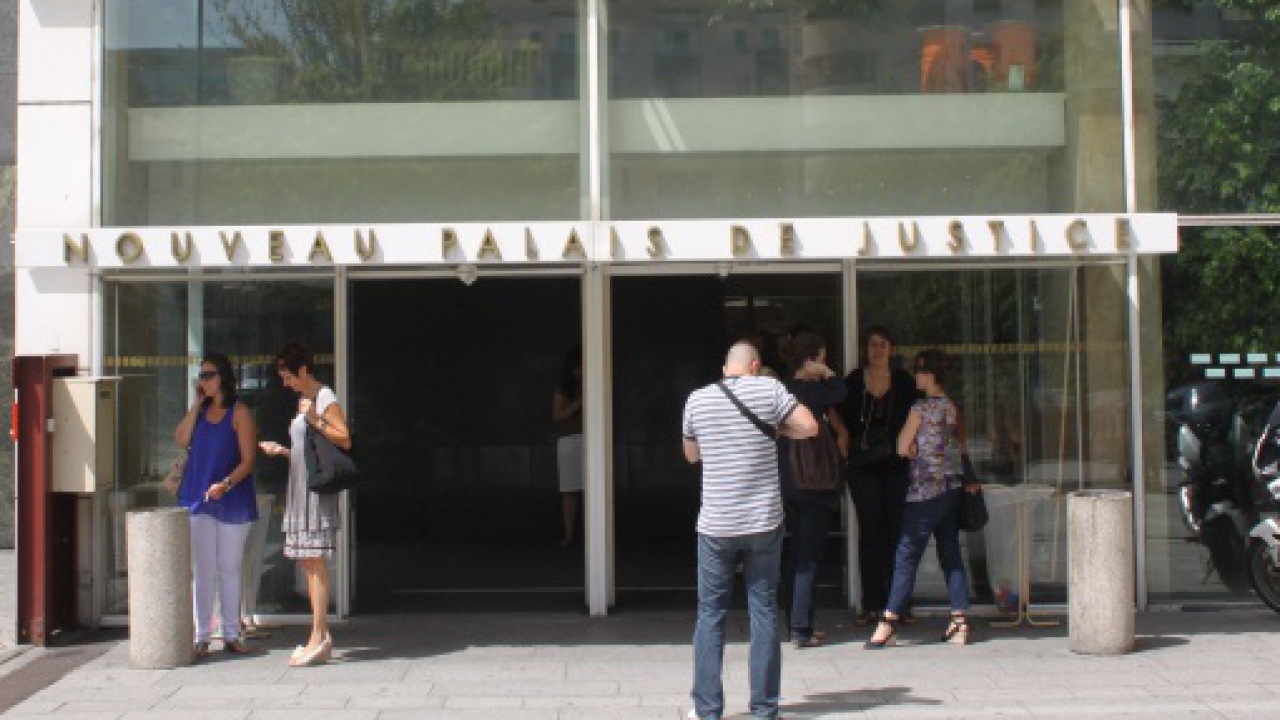 Lyon : trois ans de prison ferme pour avoir poussé un couple d’amis dans le Rhône Lyon : trois ans de prison ferme pour avoir poussé un couple d’amis dans le Rhône