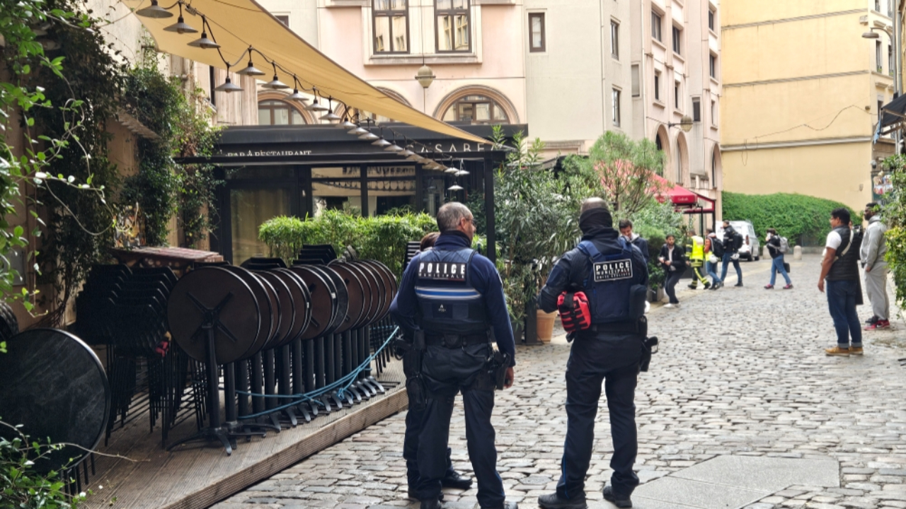 Trois blessés après une explosion dans un restaurant à Lyon Trois blessés après une explosion dans un restaurant à Lyon