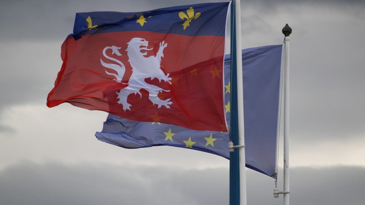 Vents violents : les parcs et les cimeti&egrave;res de Lyon ferm&eacute;s par mesure de pr&eacute;caution