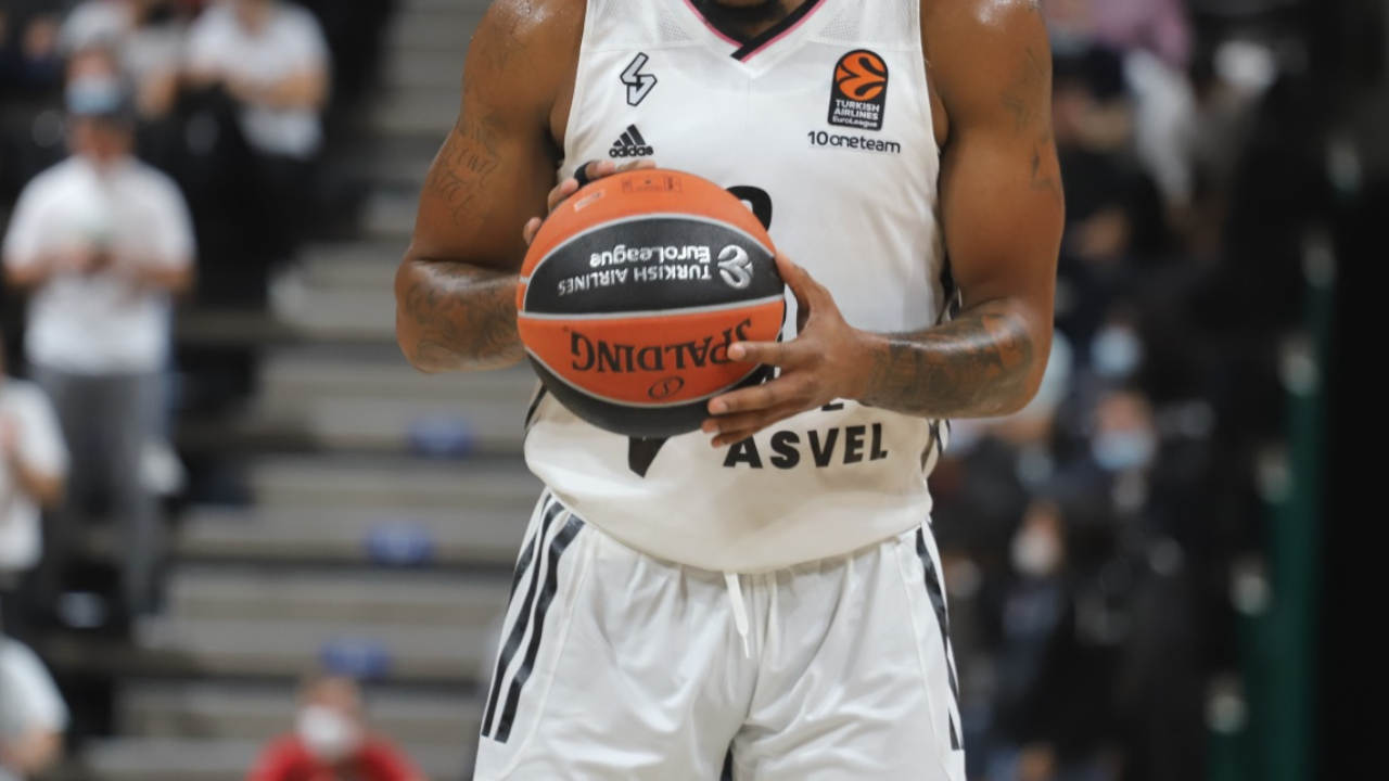 Victoire de l'ASVEL face à Cholet Victoire de l'ASVEL face à Cholet
