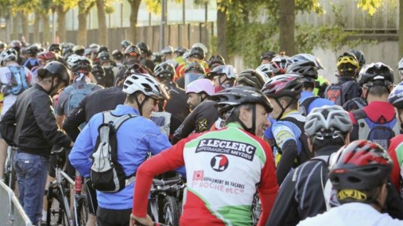 Attention au passage de la Lyon Free VTT ce dimanche ! Attention au passage de la Lyon Free VTT ce dimanche !