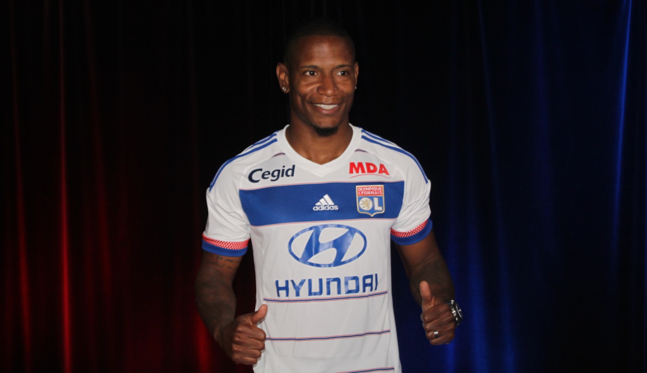 A l'OL, Claudio Beauvue portera le préstigieux numéro 9 A l'OL, Claudio Beauvue portera le préstigieux numéro 9