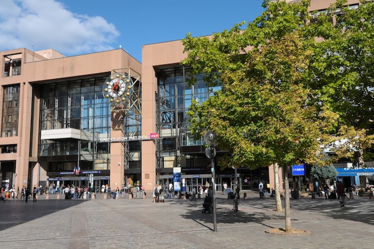 Rhône : l’adolescente disparue retrouvée saine et sauve Rhône : l’adolescente disparue retrouvée saine et sauve