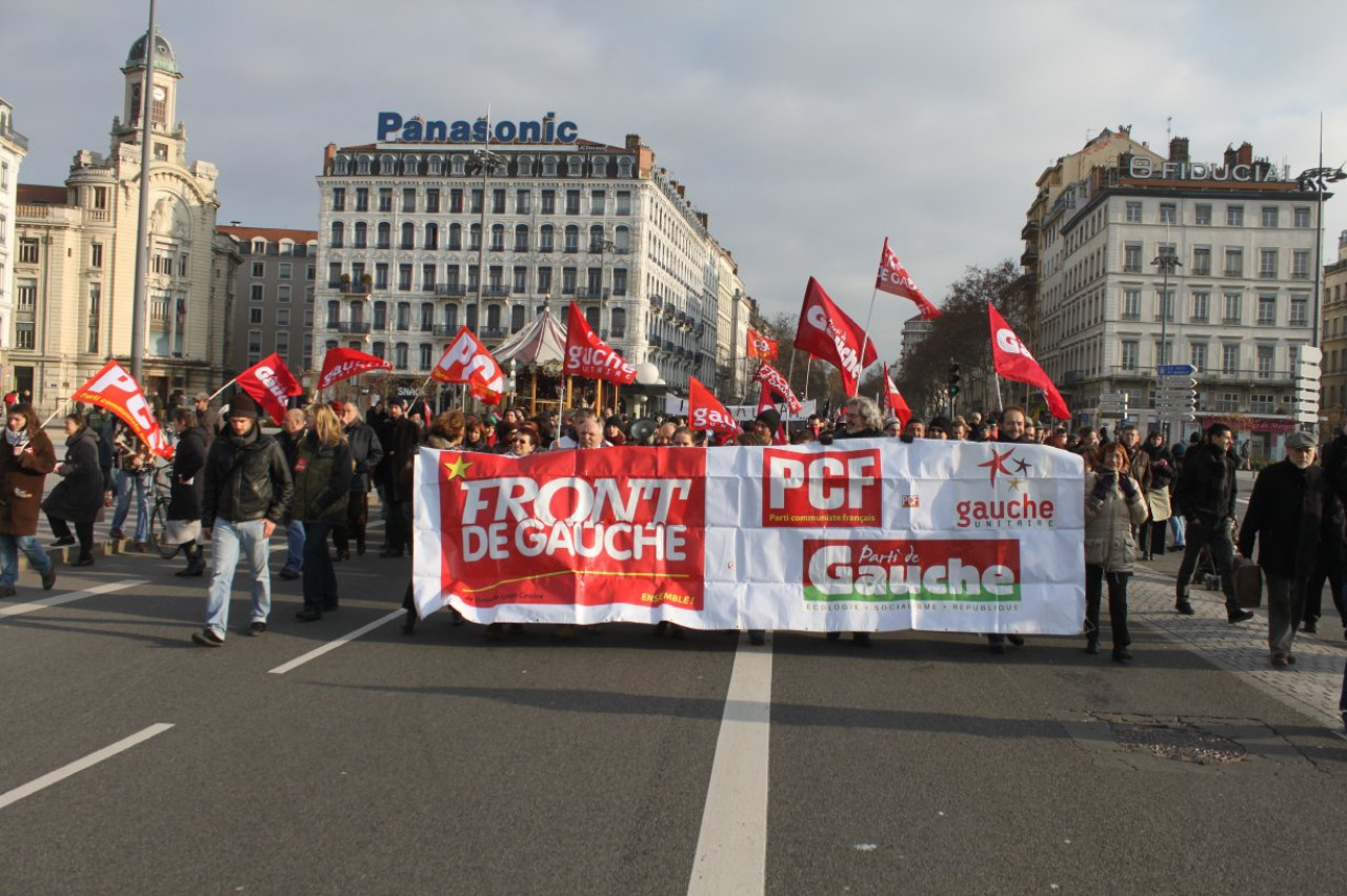 Le PC du Rhône appelle à un rassemblement devant ses locaux à Givors Le PC du Rhône appelle à un rassemblement devant ses locaux à Givors