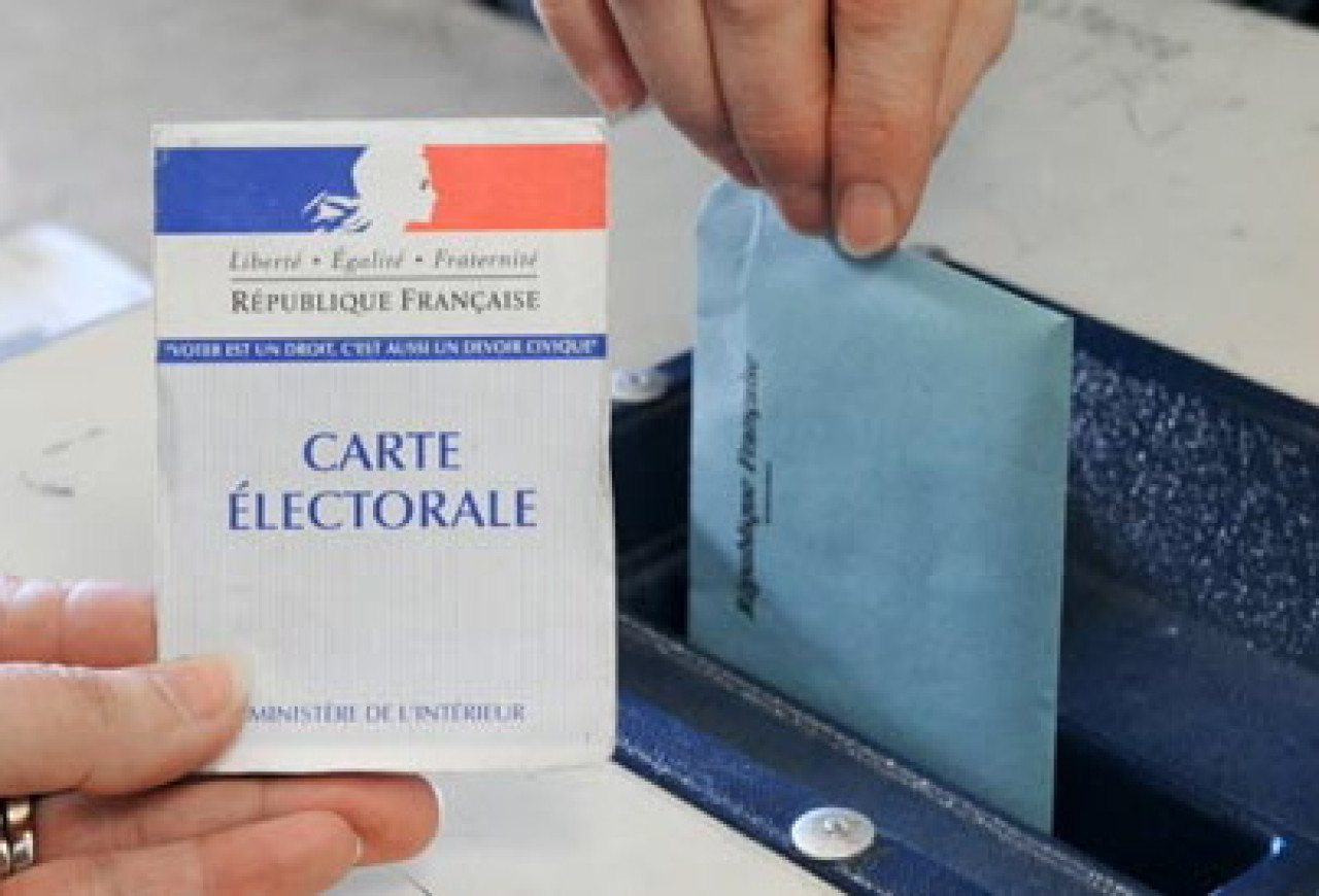 Top départ de la campagne officielle pour les législatives Top départ de la campagne officielle pour les législatives