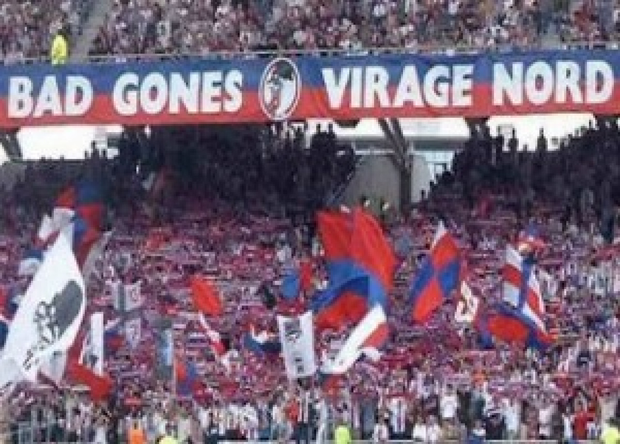 Un &eacute;cran g&eacute;ant pour Bayern &ndash; Lyon sur la Place Bellecour