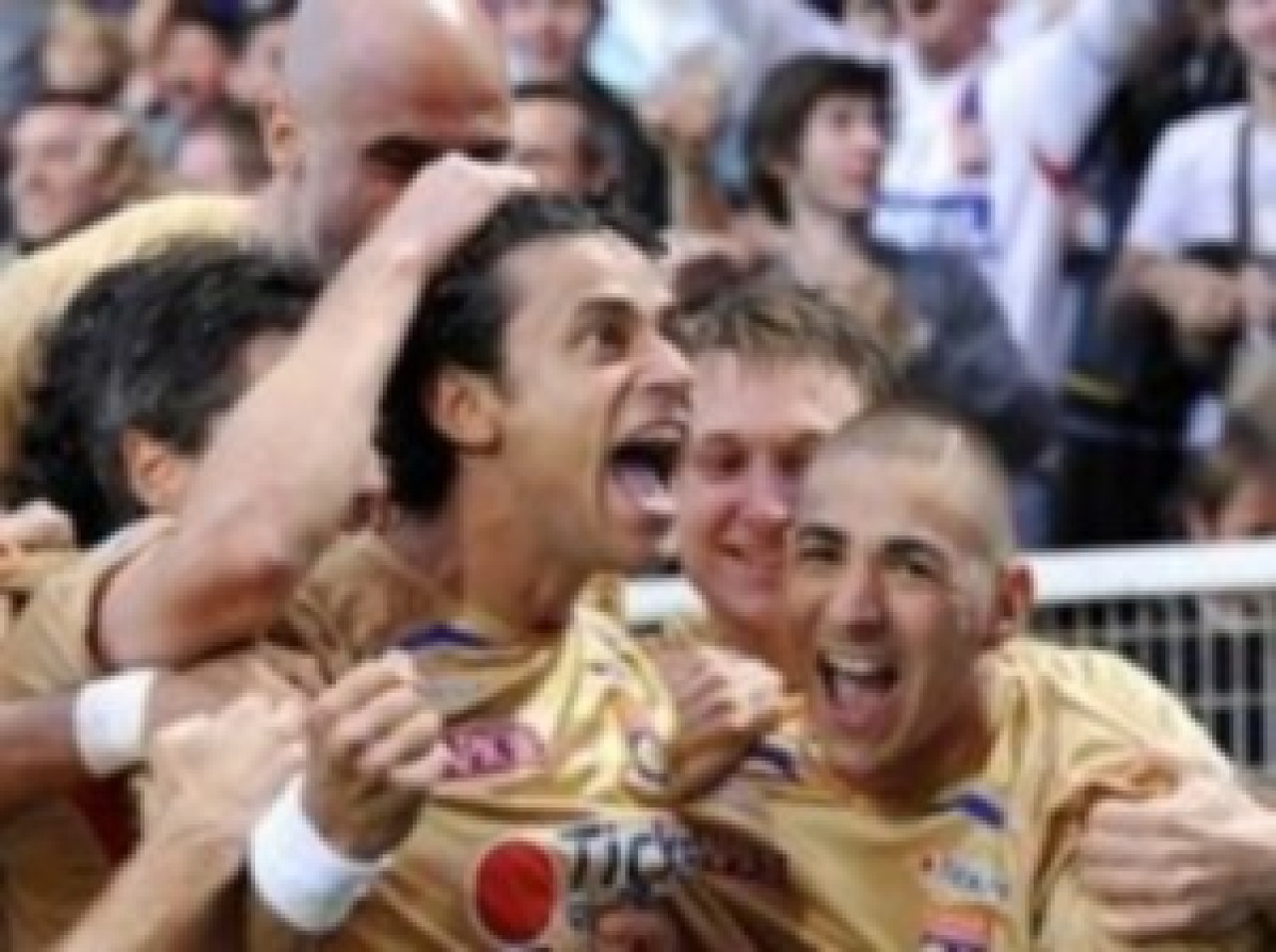 Fred vers la sortie ? Fred vers la sortie ?