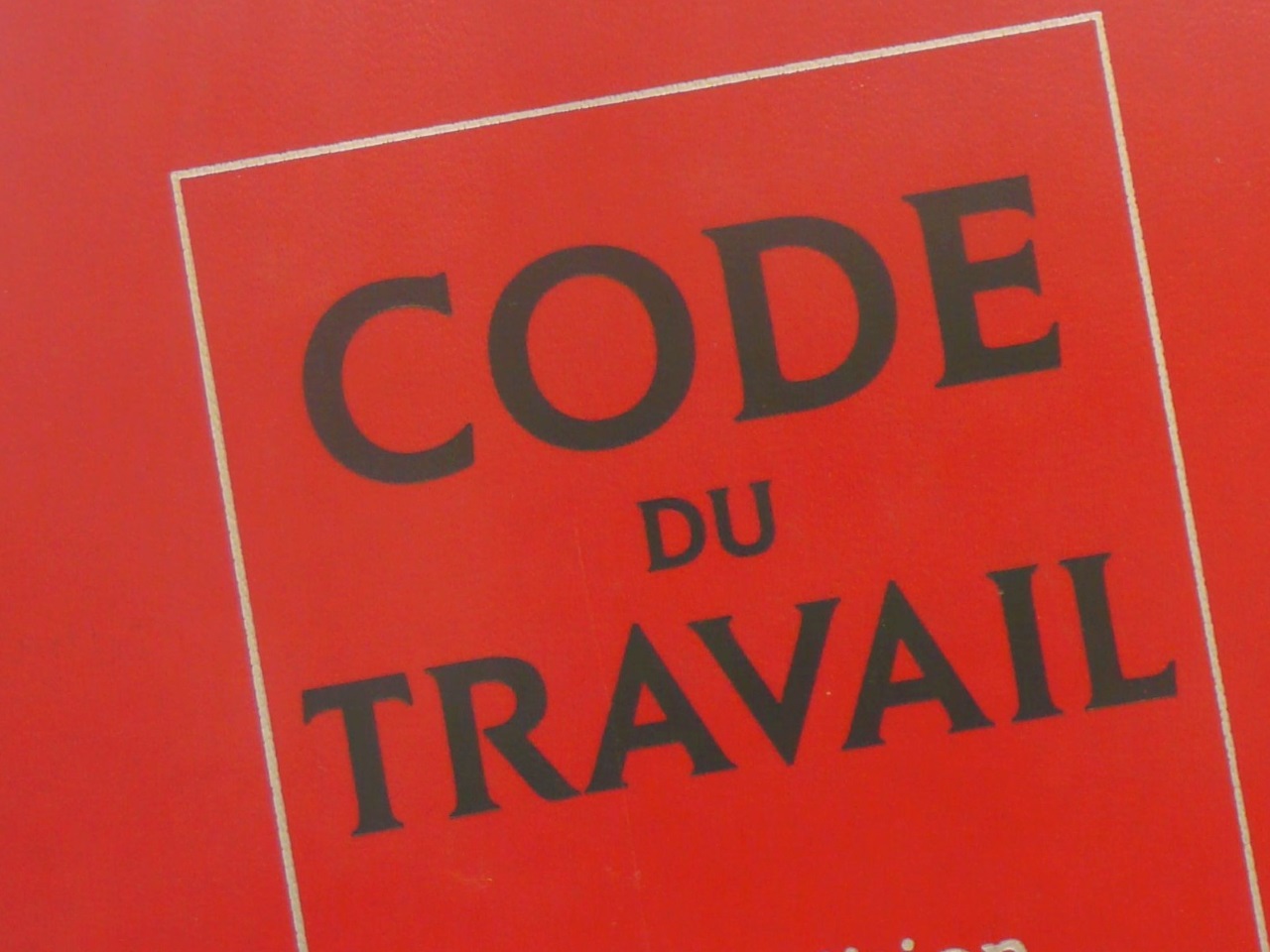 Rhône : viré parce qu'il veut devenir une femme, sa société condamnée Rhône : viré parce qu'il veut devenir une femme, sa société condamnée