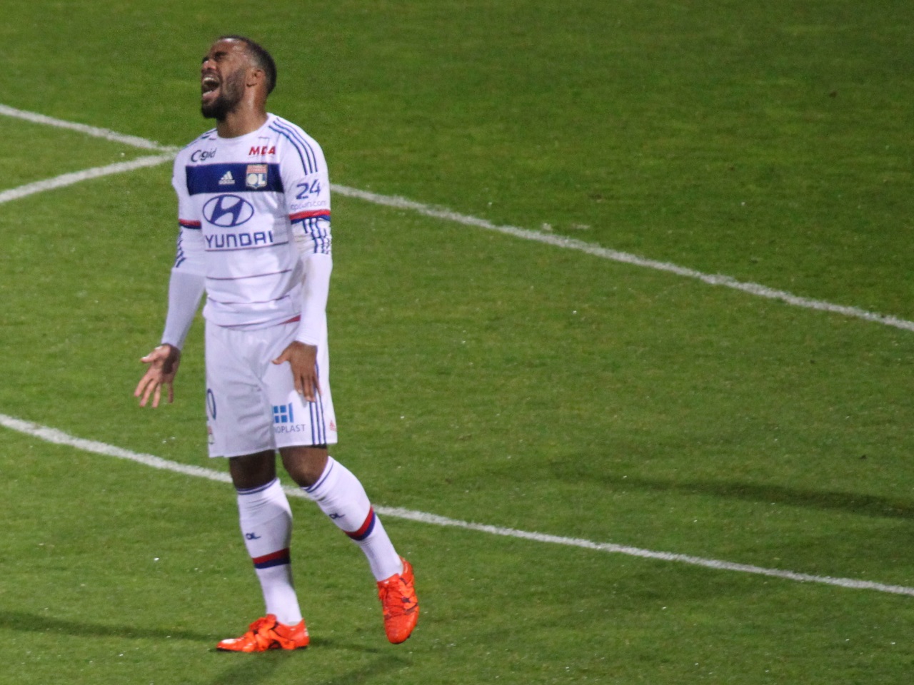 Puni par le Zenit, l’OL dit presque adieu à la Ligue des Champions (0-2) Puni par le Zenit, l’OL dit presque adieu à la Ligue des Champions (0-2)
