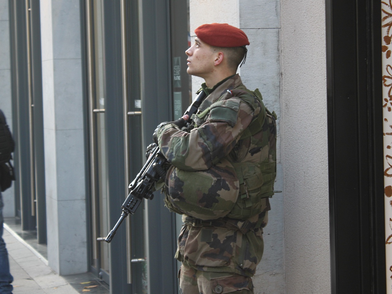 Militaires attaqués à Valence : plus de 30 coups de feu ont été tirés Militaires attaqués à Valence : plus de 30 coups de feu ont été tirés
