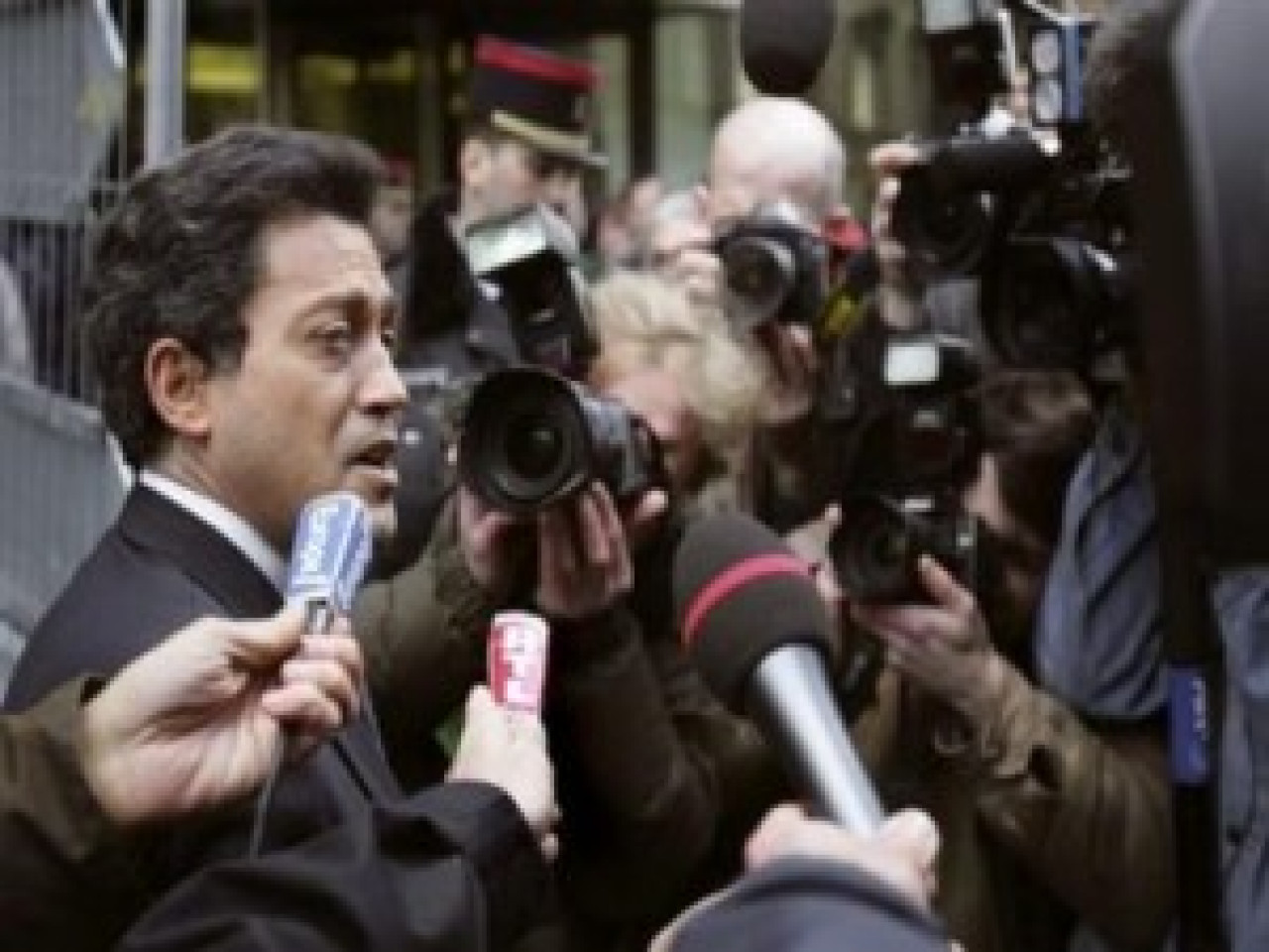 50 000 à 60 000 enfants sont victimes des sectes en France 50 000 à 60 000 enfants sont victimes des sectes en France